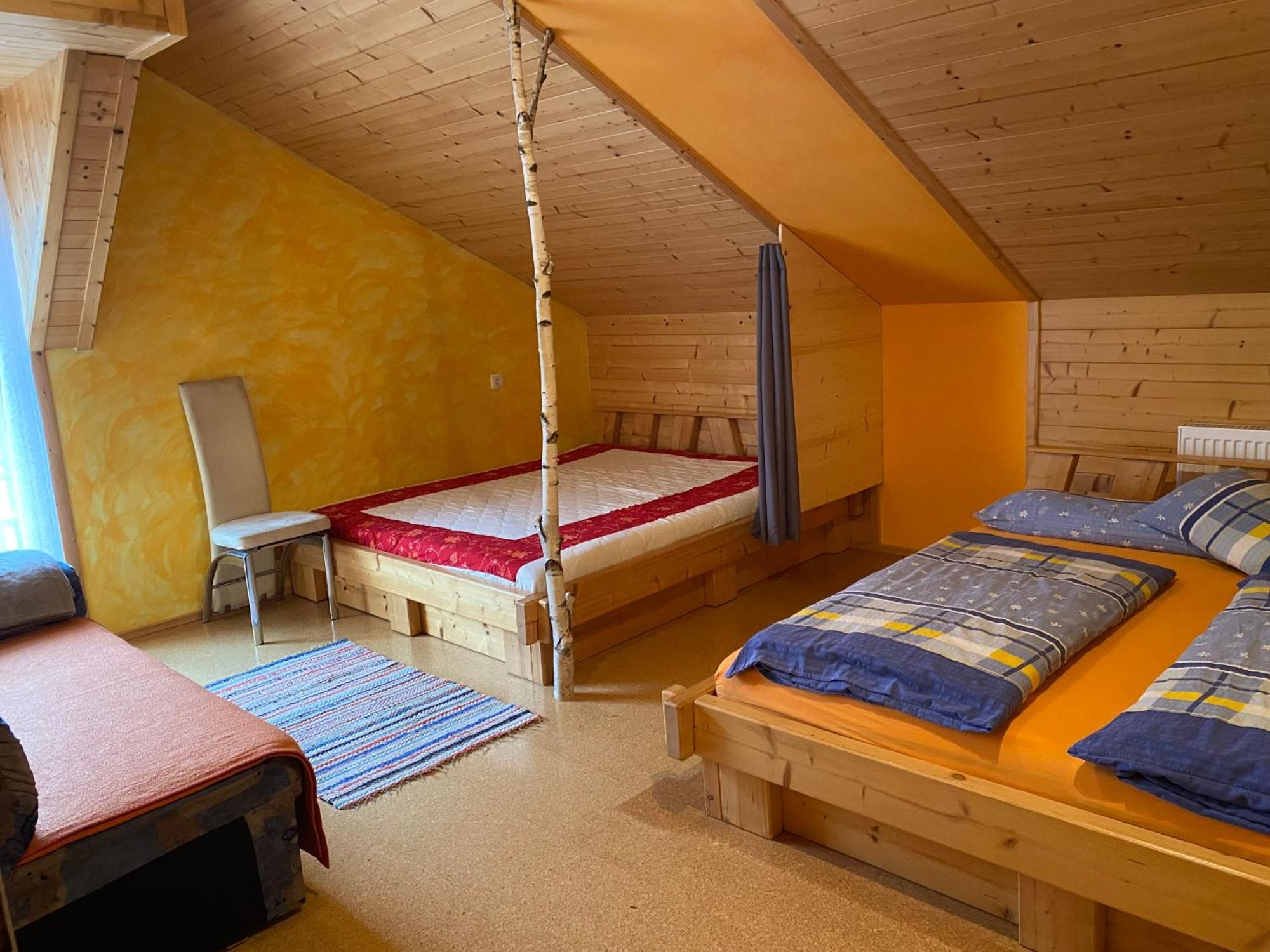 Sehr Geraeumige, Gemuetliche Familienunterkunft - Stofbauer Apartment